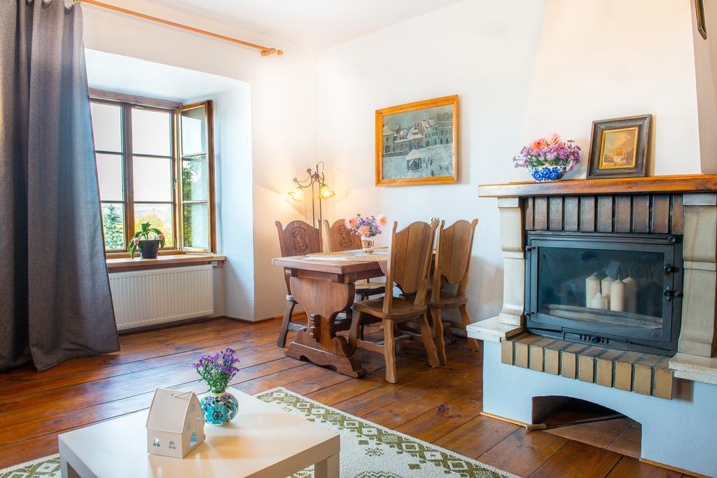 Apartament Fajansowy คาชิเมียร์ซ ดอลนี ภายนอก รูปภาพ